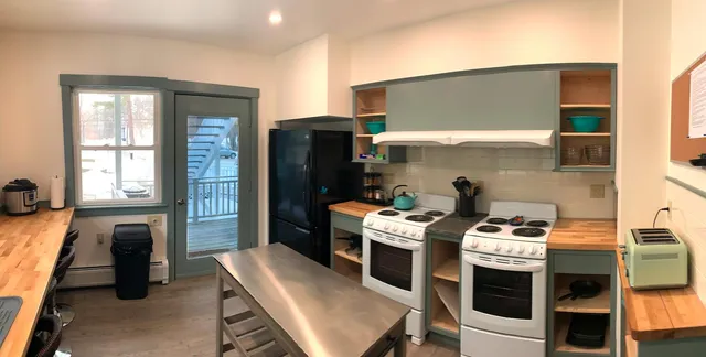 $1,390,000 | 192 Northport Avenue, Belfast, ME 04915