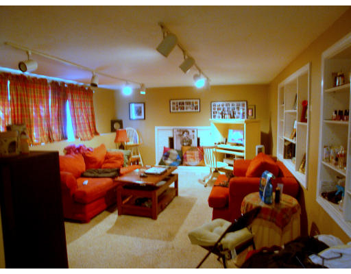 38 Jodie Road Framingham, MA 01702 - Photo 11 of 16 Gallery Image 11