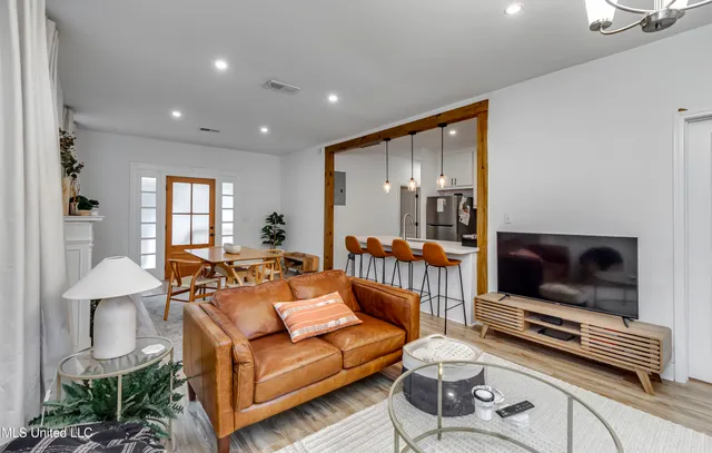 $185,000 | 417 Dunbar Street, Jackson, MS 39216