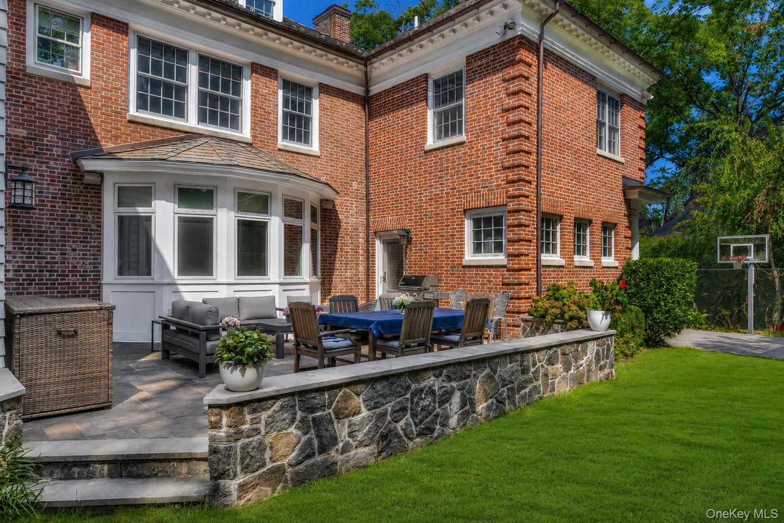 7 Rochelle Road Larchmont, NY 10538 - Photo 36 of 48