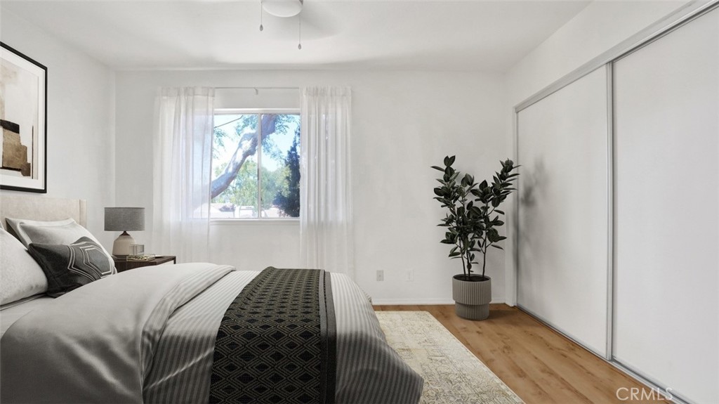 2909 Pinewood Court Fullerton, CA 92835 - Photo 22 of 33 a bedroom with a bed and a window