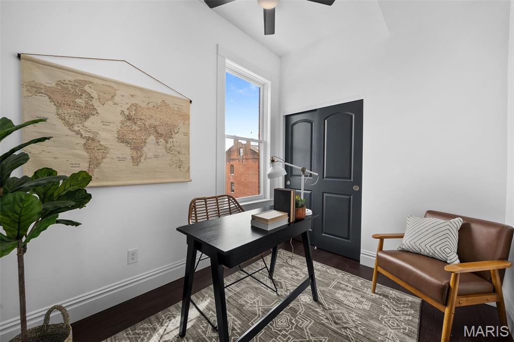 1027 Lami Street St. Louis, MO 63104 - Photo 18 of 34