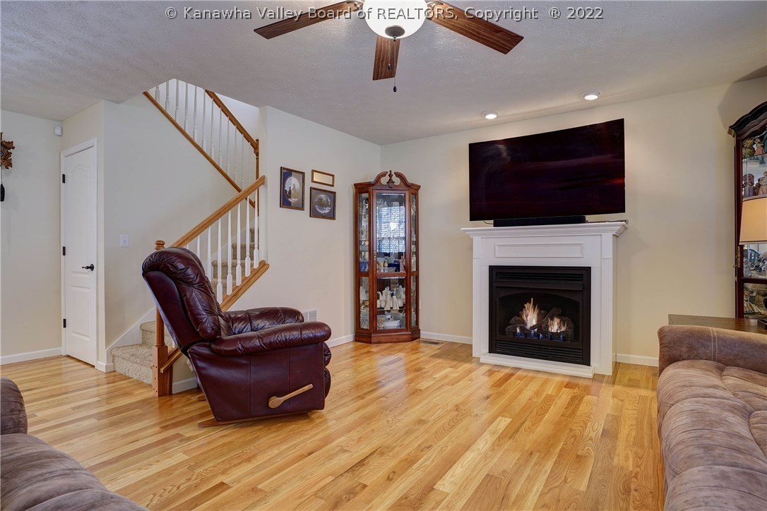 48 Boston Cmns Winfield, WV 25213 - Photo 11 of 30 Gallery Image 11