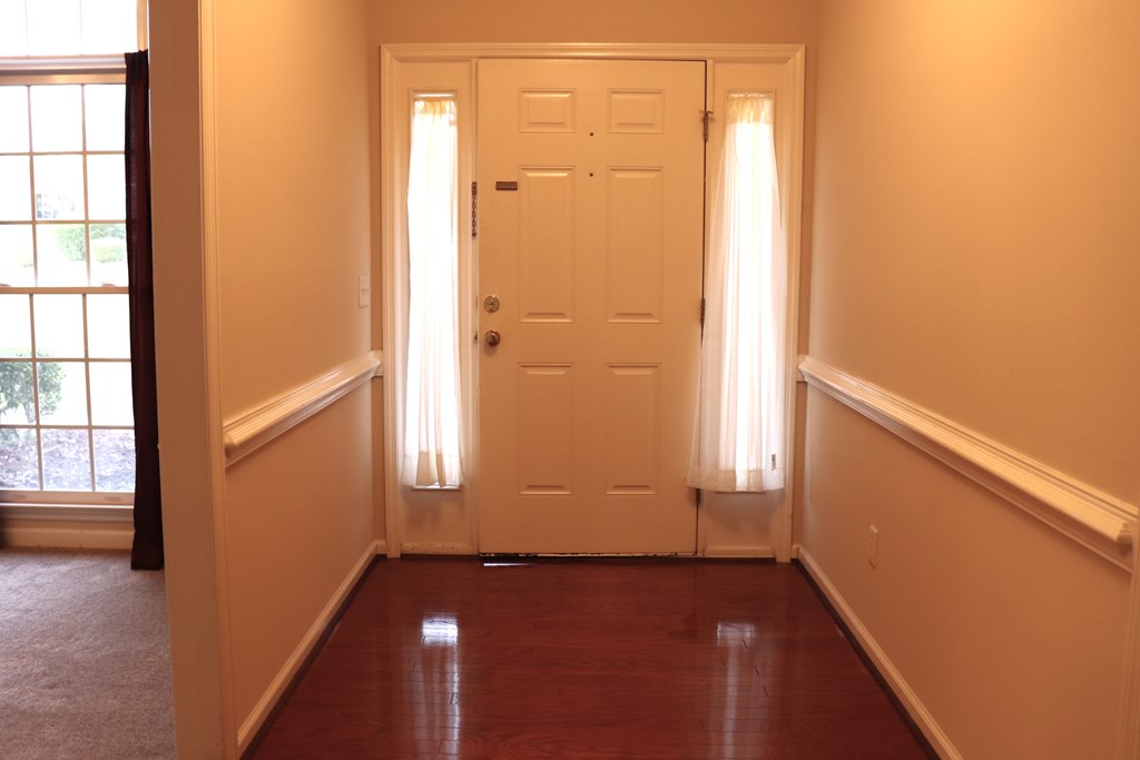 6008 Walters Loop Columbus, GA 31907 - Photo 4 of 33 a view of an empty room and window