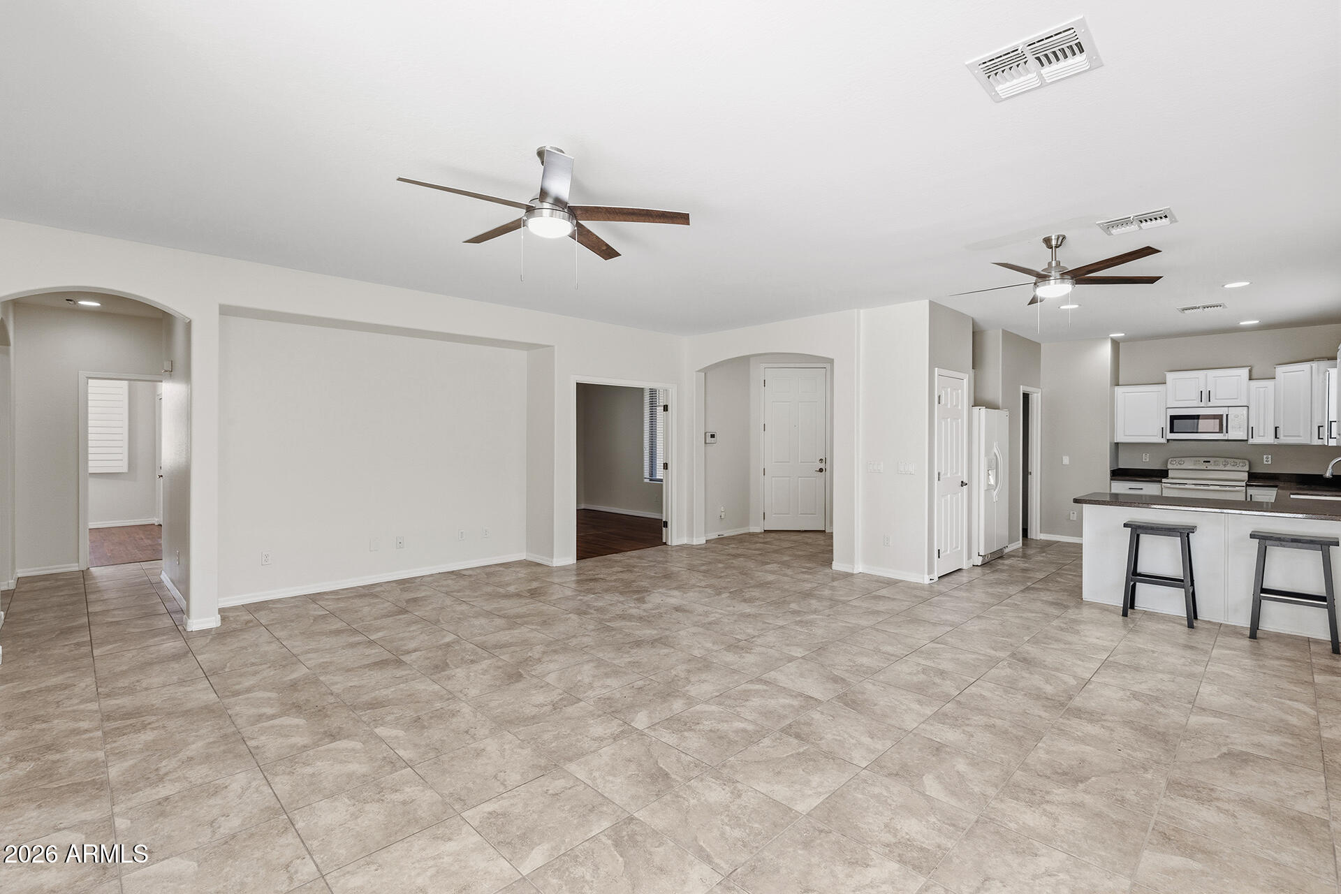 2319 West Beverly Rd. Phoenix, AZ 85041 - Photo 12 of 28