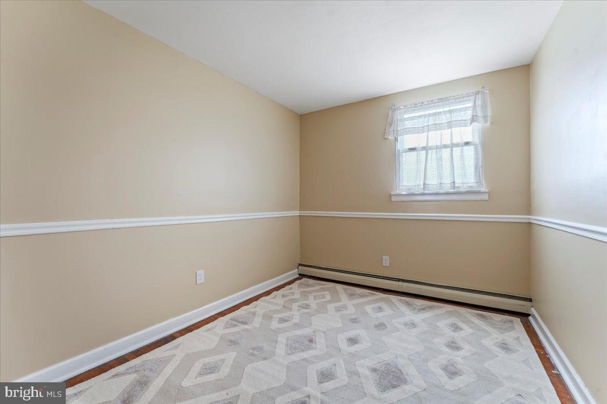 12048 Covert Road Philadelphia, PA 19154 - Photo 16 of 19 Gallery Image 16