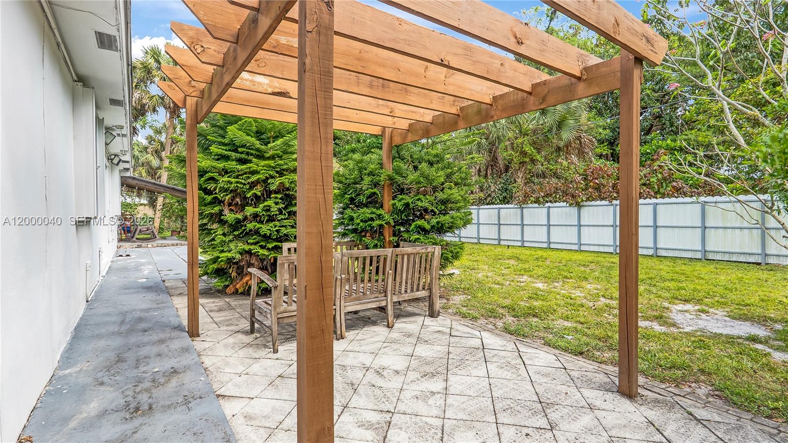 4020 Southwest 2nd Street Plantation, FL 33317 - Photo 31 of 43 a view of a backyard with plants