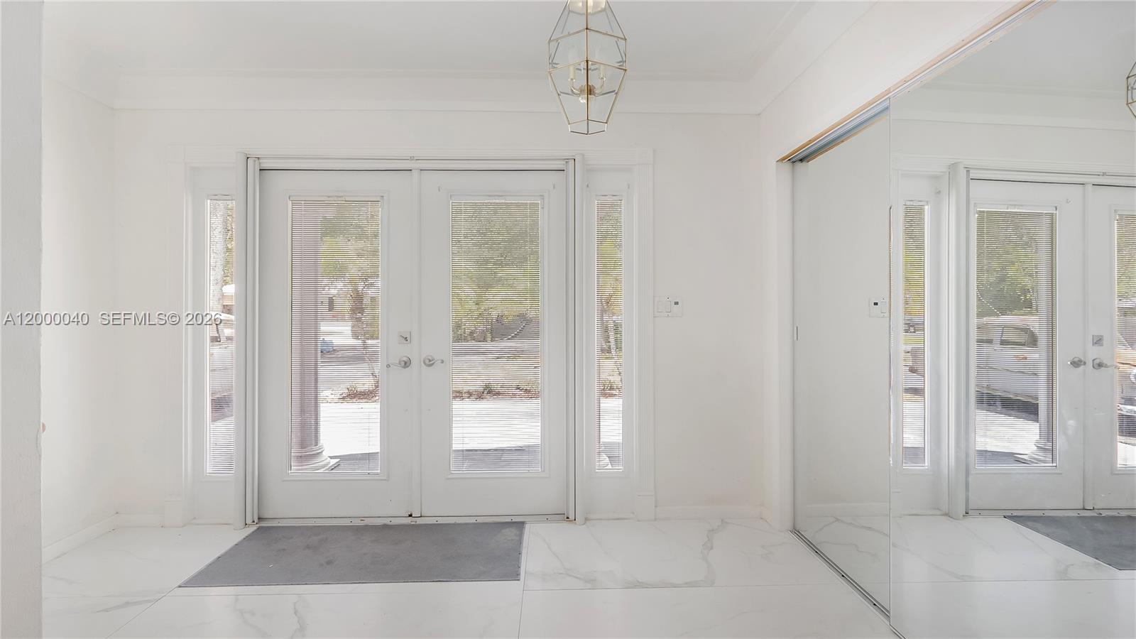 4020 Southwest 2nd Street Plantation, FL 33317 - Photo 9 of 43