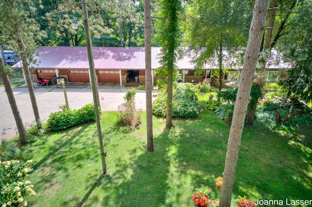 $475,000 | 3944 South Brenlor Drive, Hesperia, MI 49421