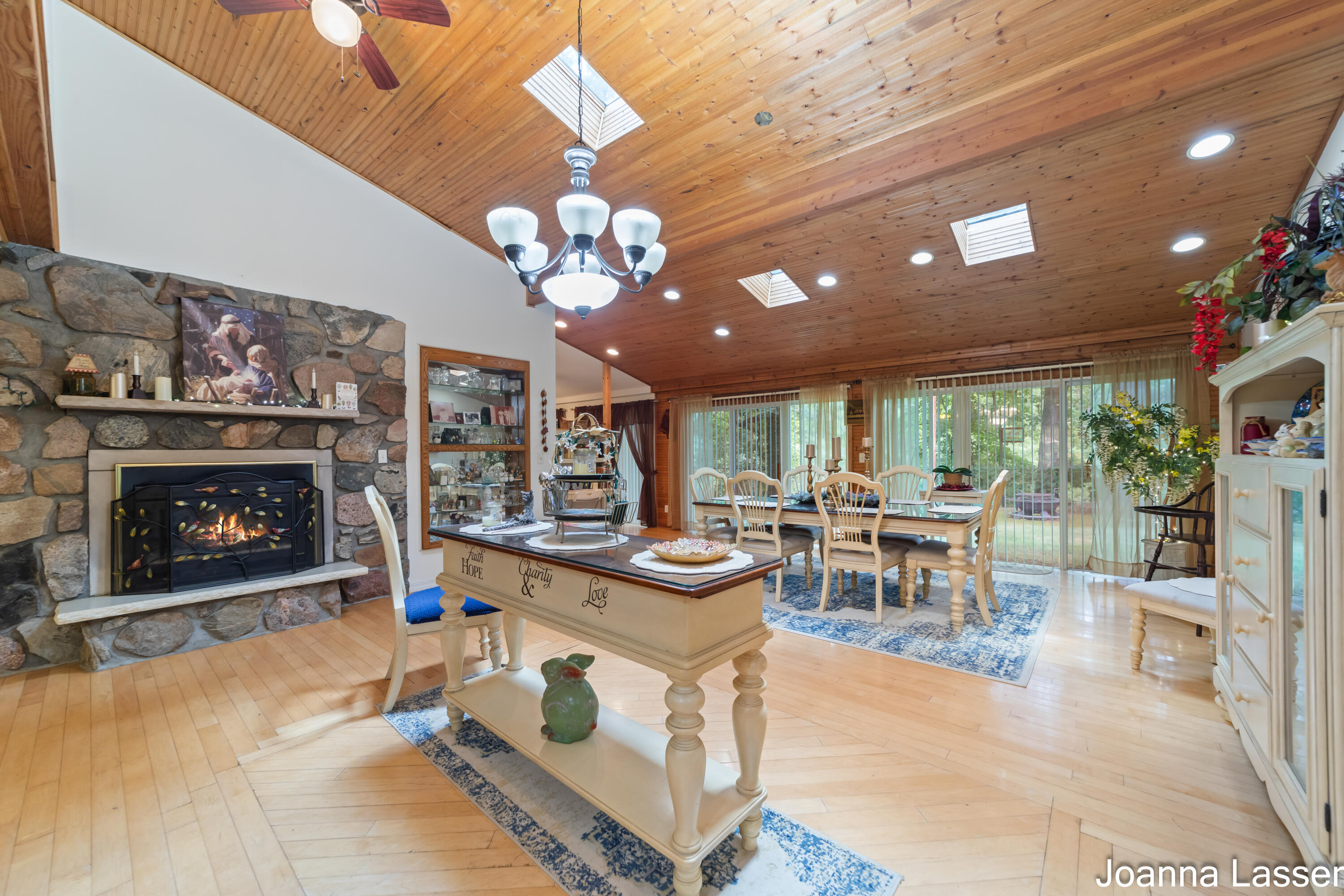 3944 South Brenlor Drive Hesperia, MI 49421 - Photo 18 of 68 3944 S Brenlor (19 of 70)