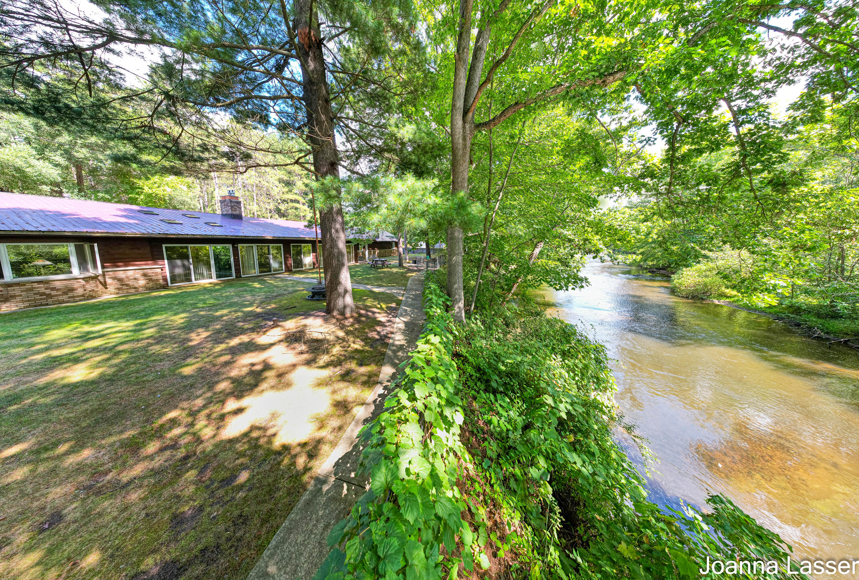 3944 South Brenlor Drive Hesperia, MI 49421 - Photo 2 of 68 3944 S Brenlor (5 of 70)
