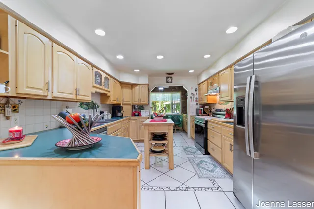 $475,000 | 3944 South Brenlor Drive, Hesperia, MI 49421