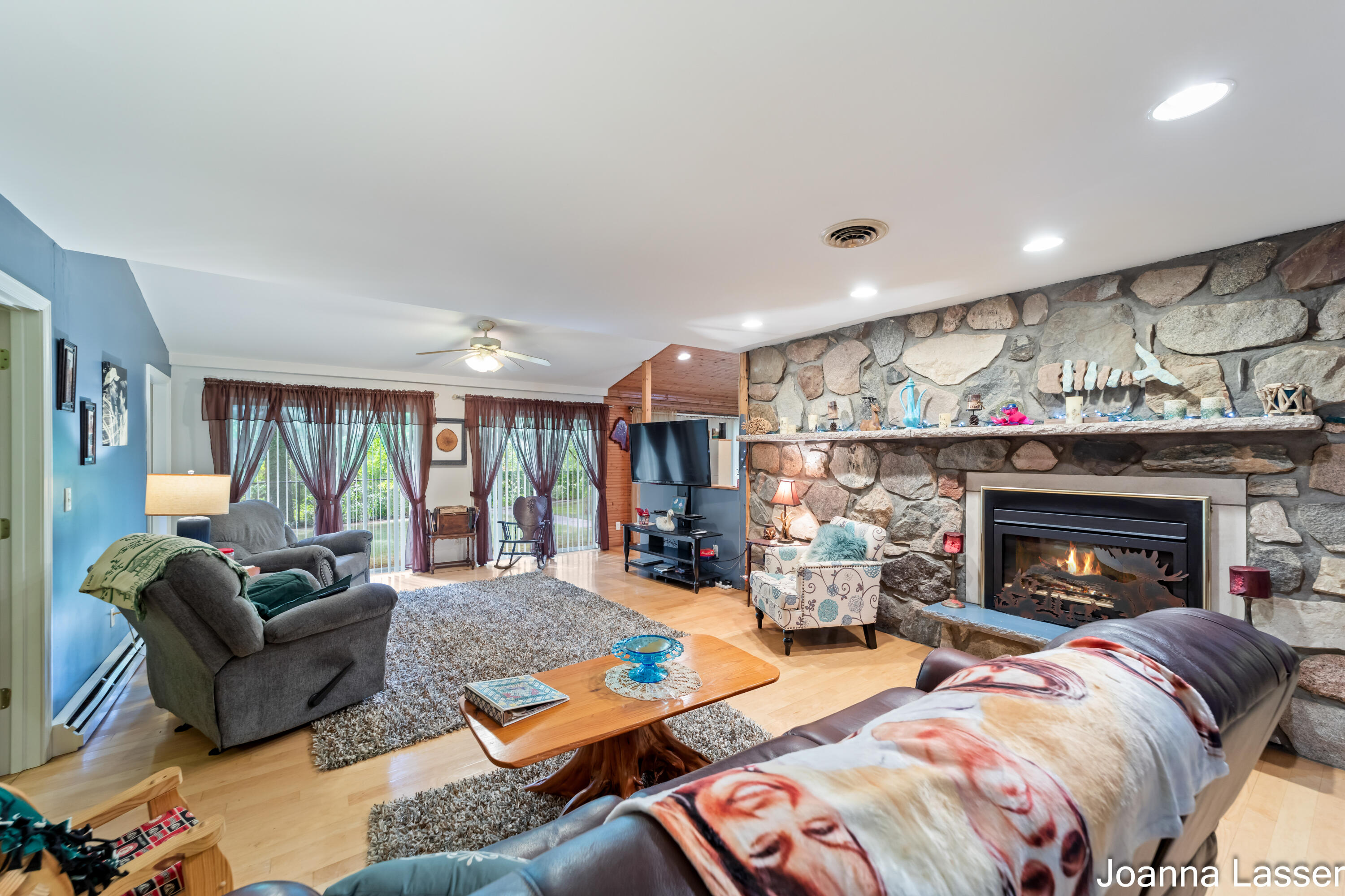 3944 South Brenlor Drive Hesperia, MI 49421 - Photo 31 of 68 3944 S Brenlor (32 of 70)