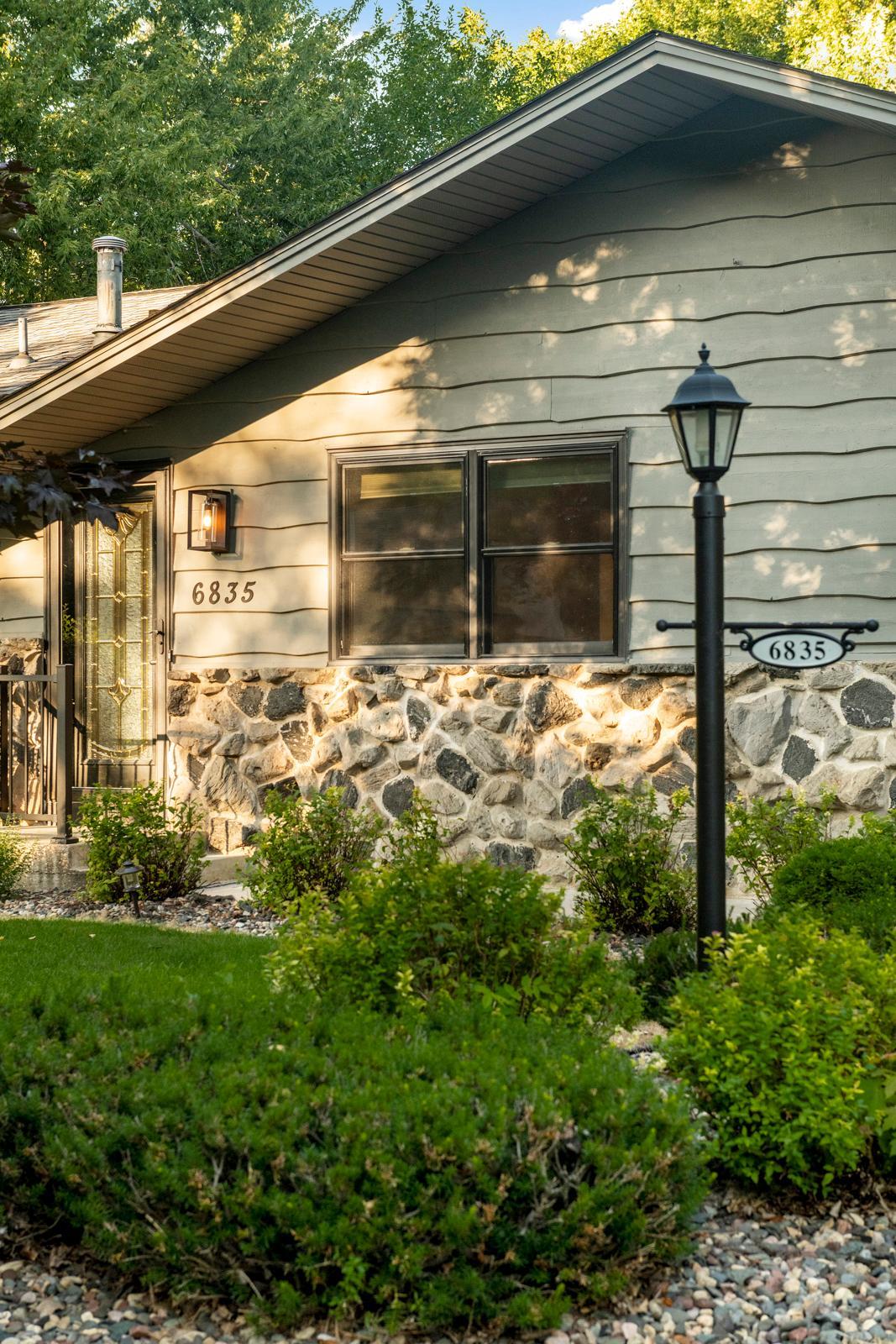 6835 Rosemary Road Eden Prairie, MN 55346 - Photo 7 of 62 Gallery Image 7