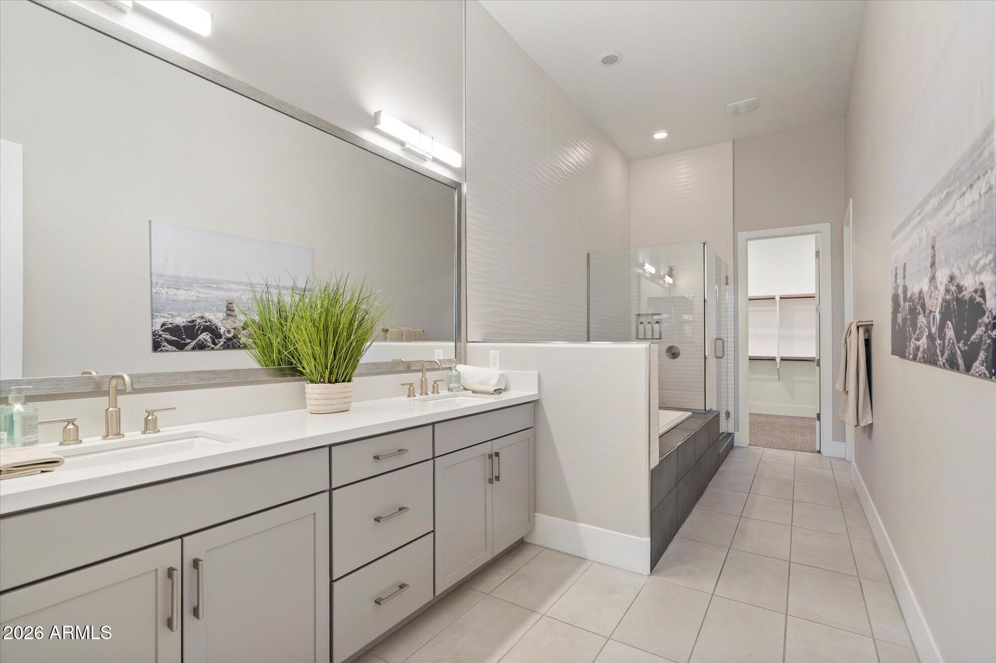 38500 North School House Road, Unit 24 Cave Creek, AZ 85331 - Photo 18 of 38 Primary Bath