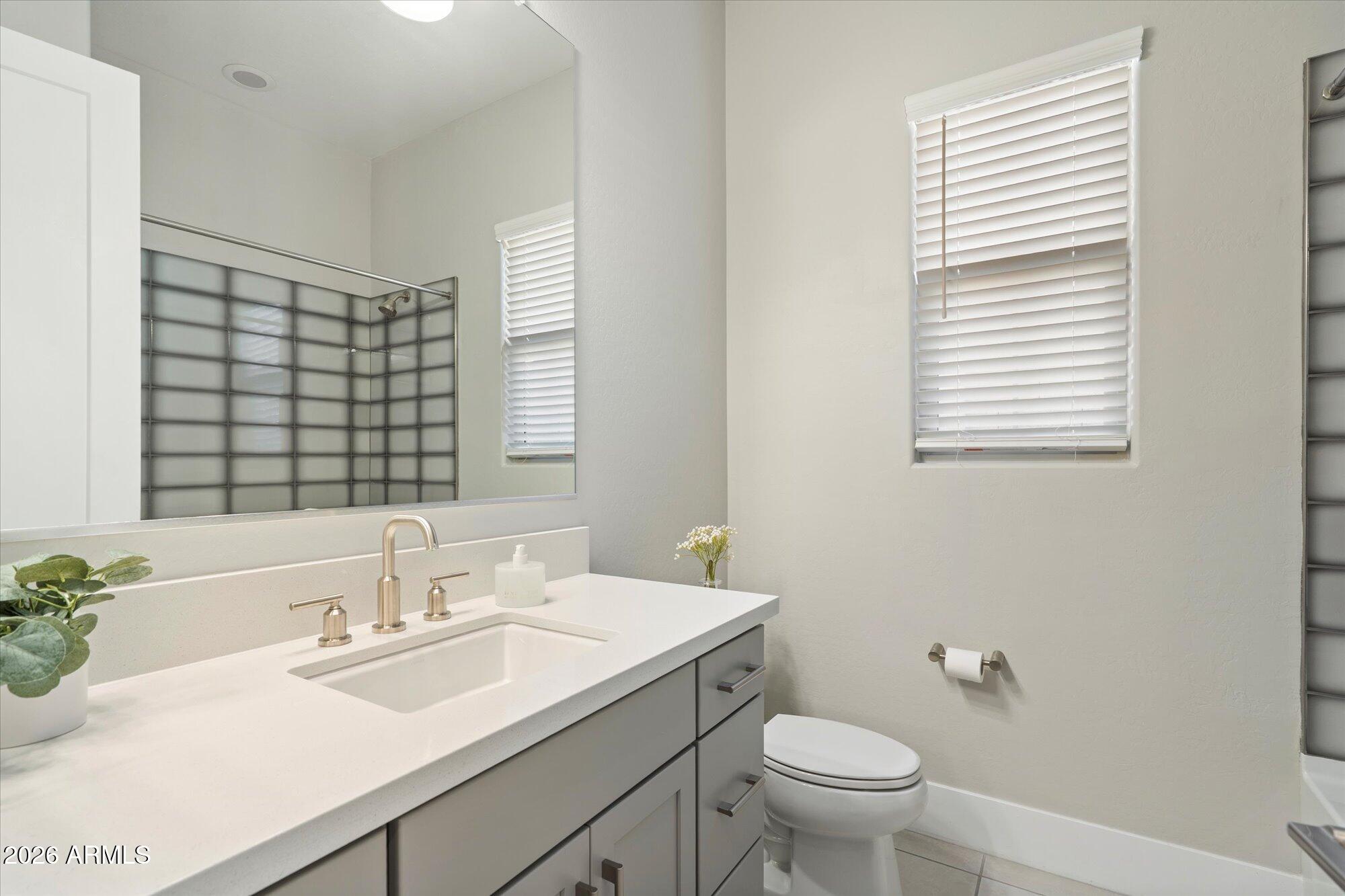 38500 North School House Road, Unit 24 Cave Creek, AZ 85331 - Photo 24 of 38 Second Bath