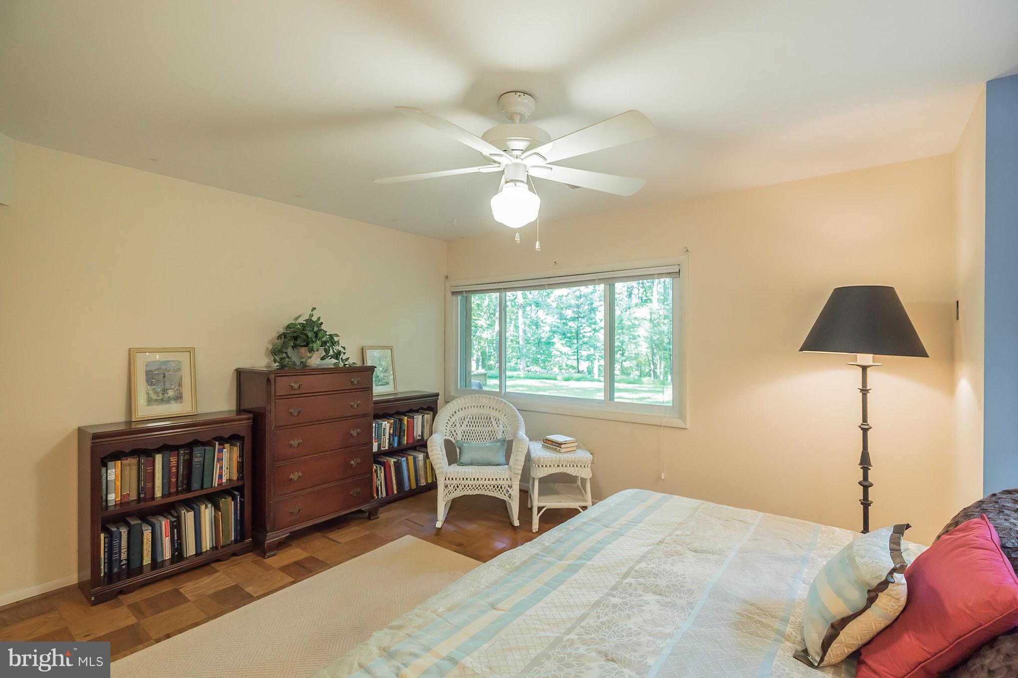 10217 Lloyd Road Potomac, MD 20854 - Photo 13 of 28 Bedroom