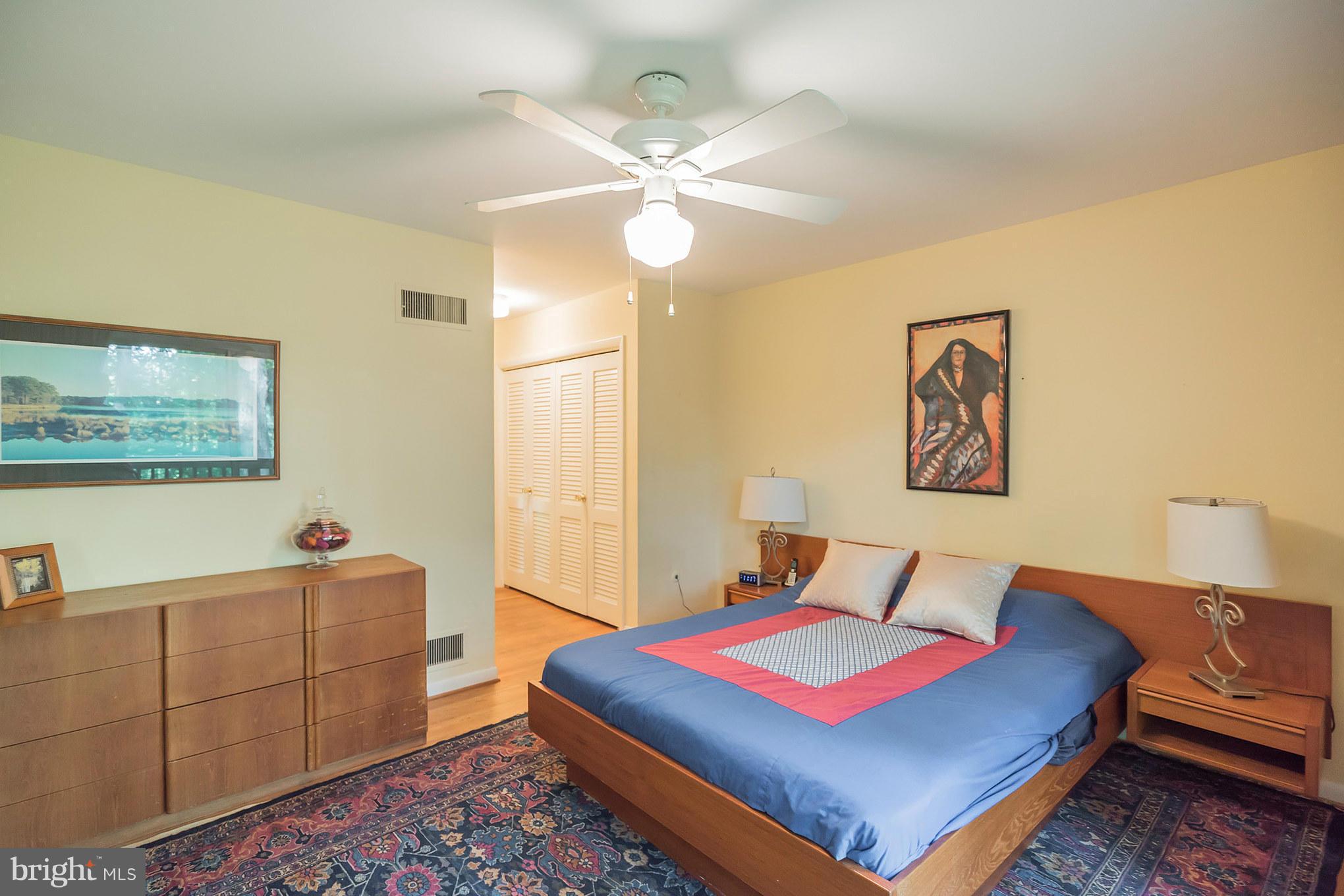 10217 Lloyd Road Potomac, MD 20854 - Photo 10 of 28 Bedroom (Master)