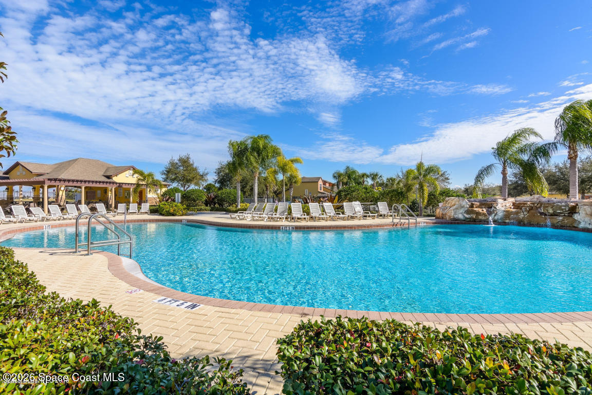 4590 Radiant Way, Unit 102 Melbourne, FL 32901 - Photo 31 of 32 Pool