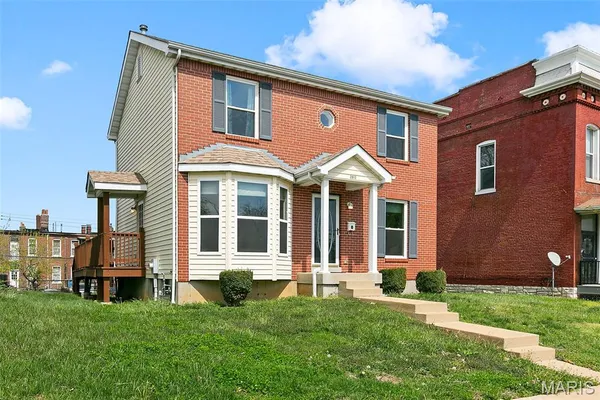 $249,900 | 2813 Caroline Street, St. Louis, MO 63104