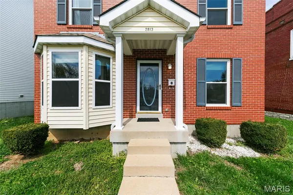 $249,900 | 2813 Caroline Street, St. Louis, MO 63104