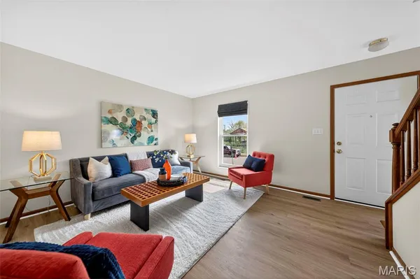 $249,900 | 2813 Caroline Street, St. Louis, MO 63104