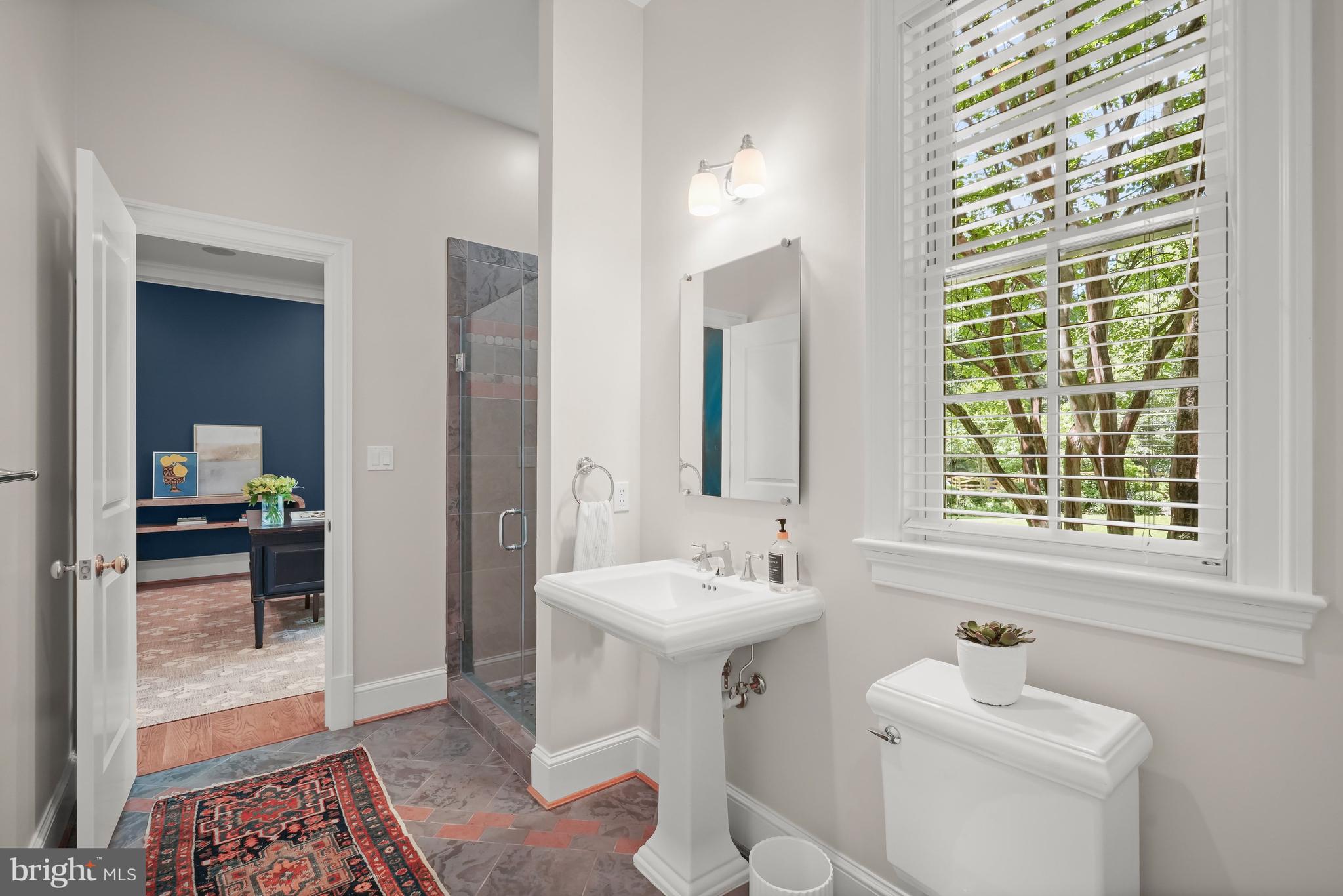 9908 Newhall Road Potomac, MD 20854 - Photo 16 of 44 Ensuite Bath