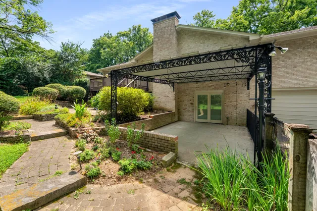$875,000 | 5428 Wakefield Drive, Nashville, TN 37027