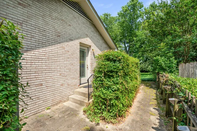 $875,000 | 5428 Wakefield Drive, Nashville, TN 37027