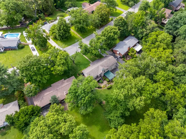 $875,000 | 5428 Wakefield Drive, Nashville, TN 37027