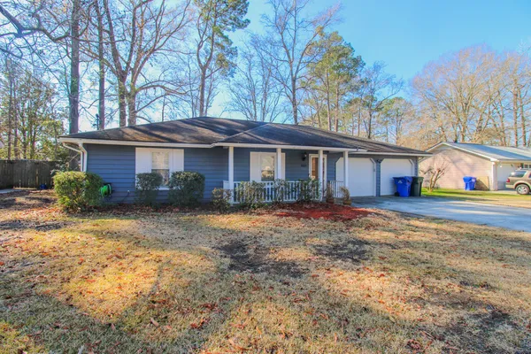 $2,650 | 2004 Vestry Drive, Charleston, SC 29414