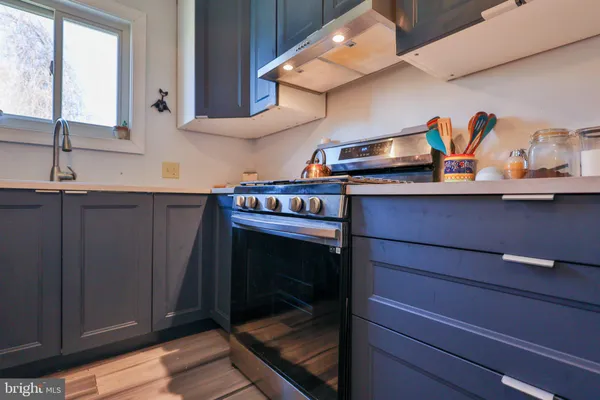 $375,000 | 212 Lea Lane, Warminster, PA 18974