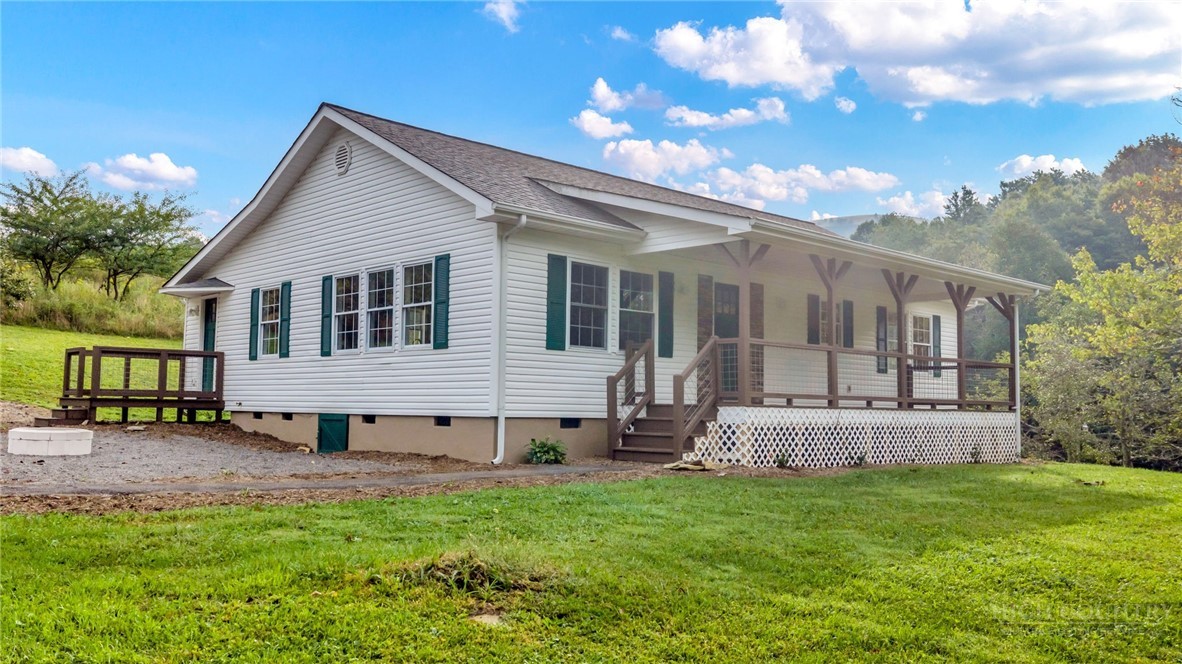 3115 Roaring Fork Road Creston, NC 28615 - Photo 5 of 50 Gallery Image 5