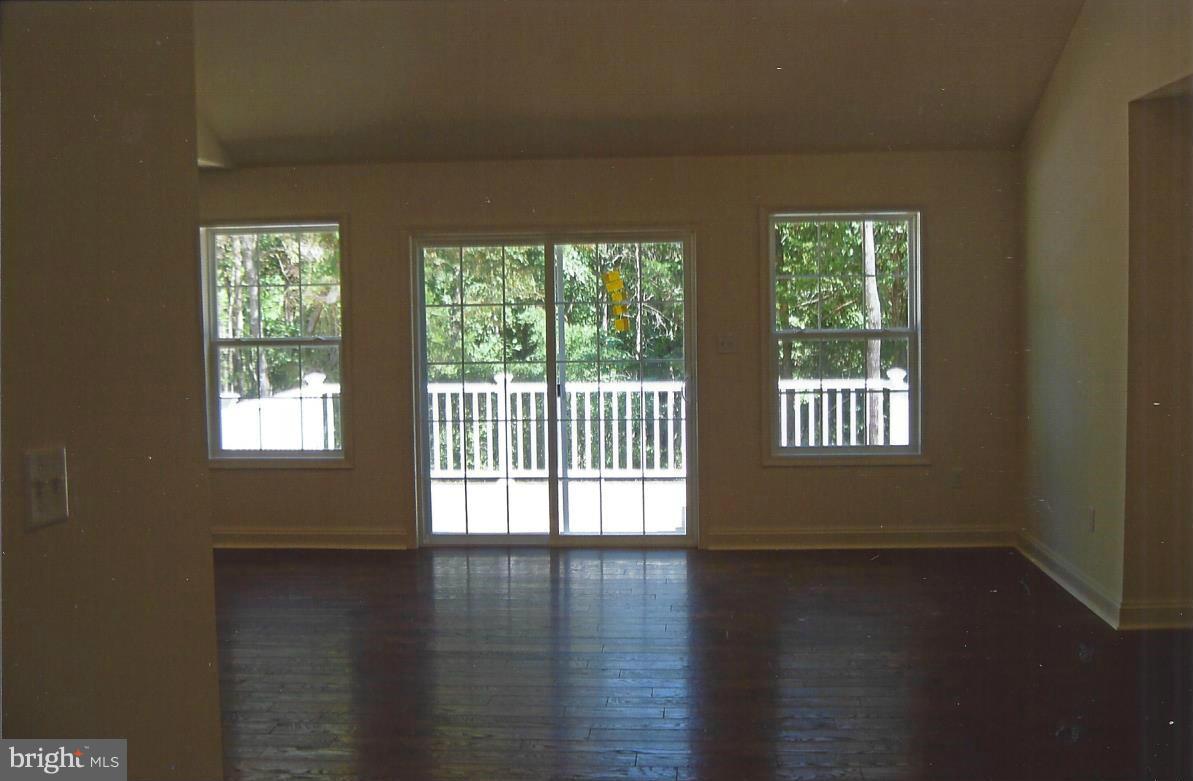 525 Bailiff Road North East, MD 21901 - Photo 14 of 28 Dining Room