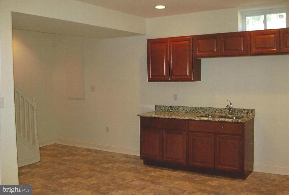 525 Bailiff Road North East, MD 21901 - Photo 19 of 28 Family Room
