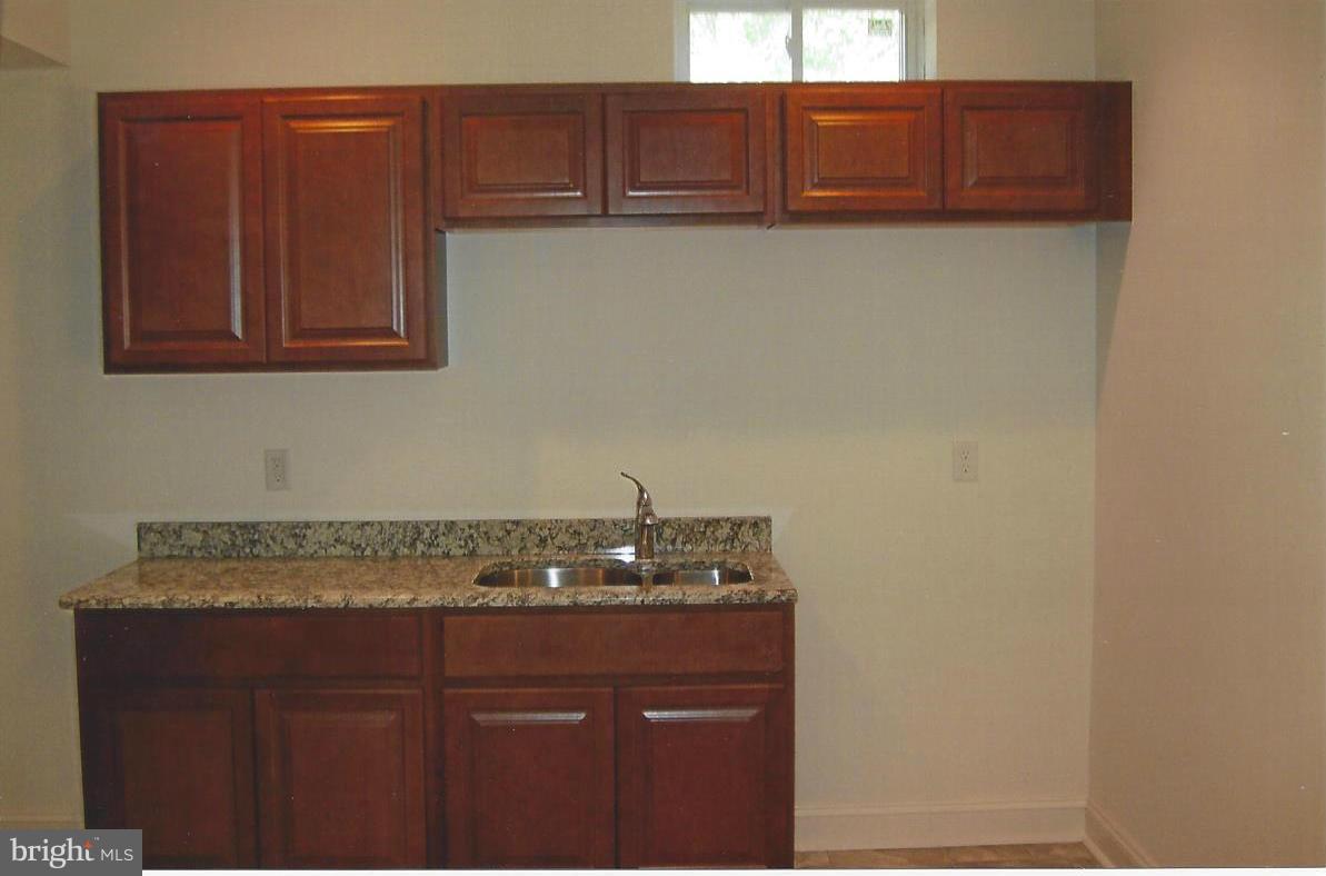 525 Bailiff Road North East, MD 21901 - Photo 20 of 28 Family Room