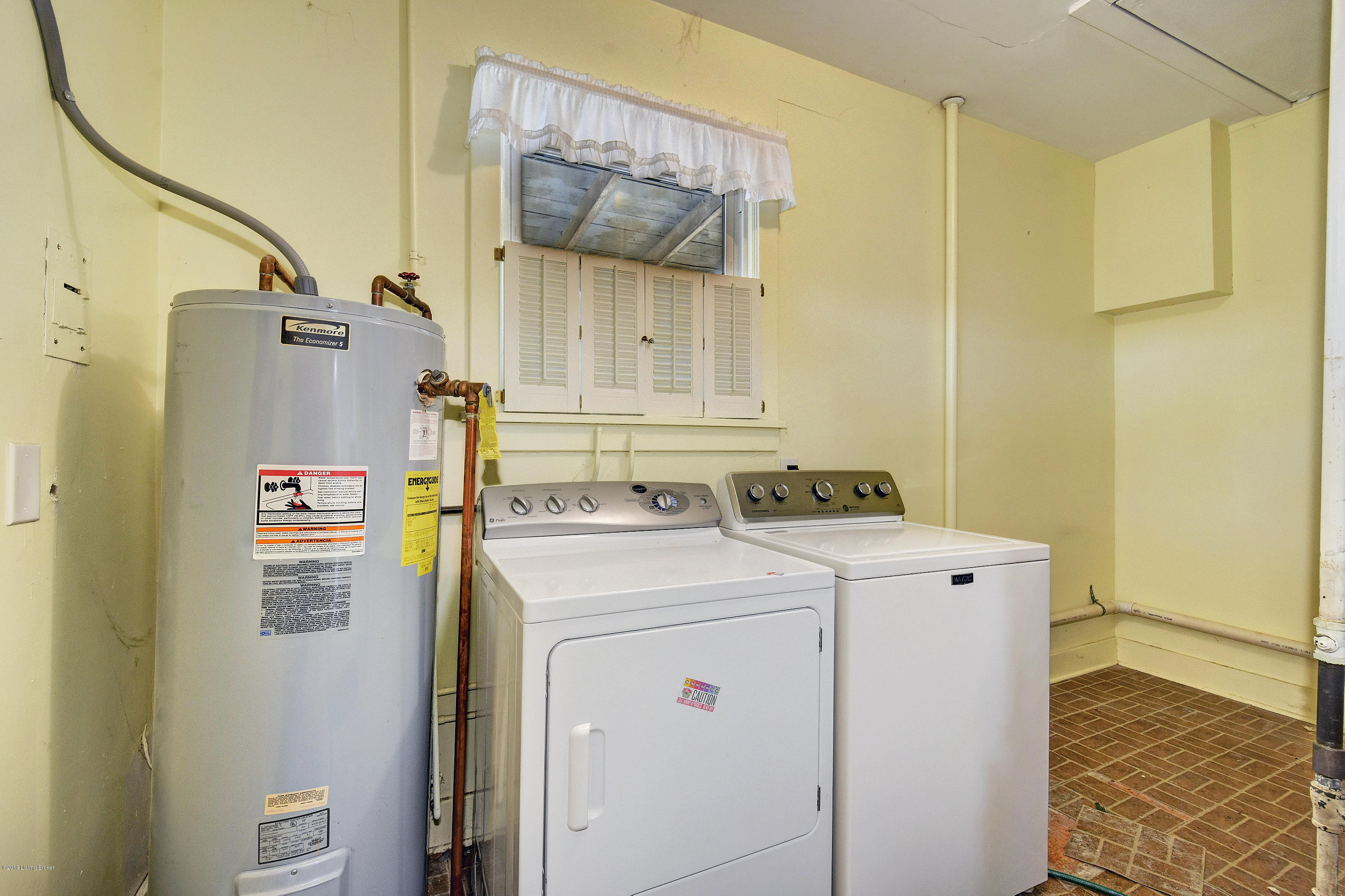 5331 New Cut Road Louisville, KY 40214 - Photo 18 of 19 laundry room off of kitchen