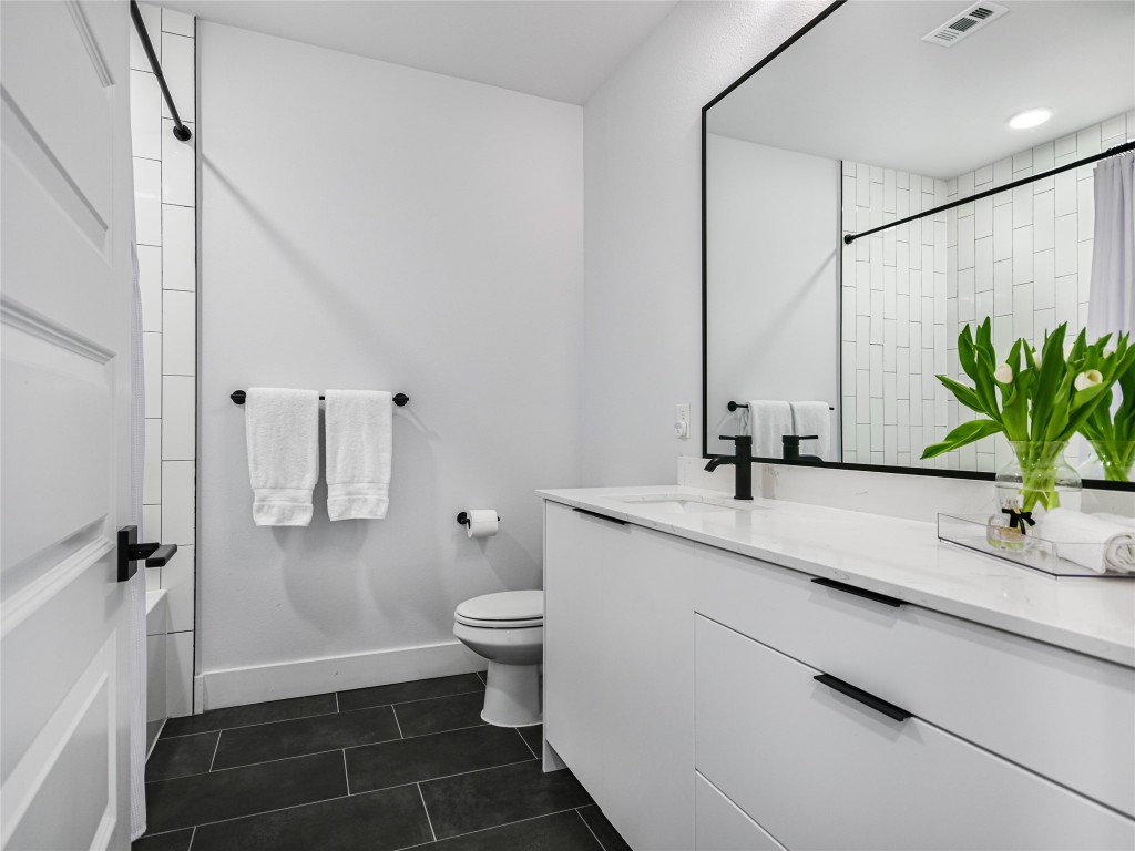 2500 Longview Street, Unit 223 Austin, TX 78705 - Photo 13 of 26