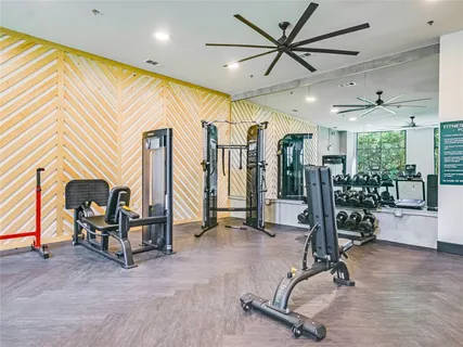 $2,955 | 2500 Longview Street, Unit 223, Austin, TX 78705