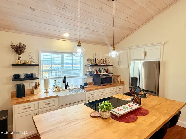 $200,000 | 1116 James Road, Gore Springs, MS 38929