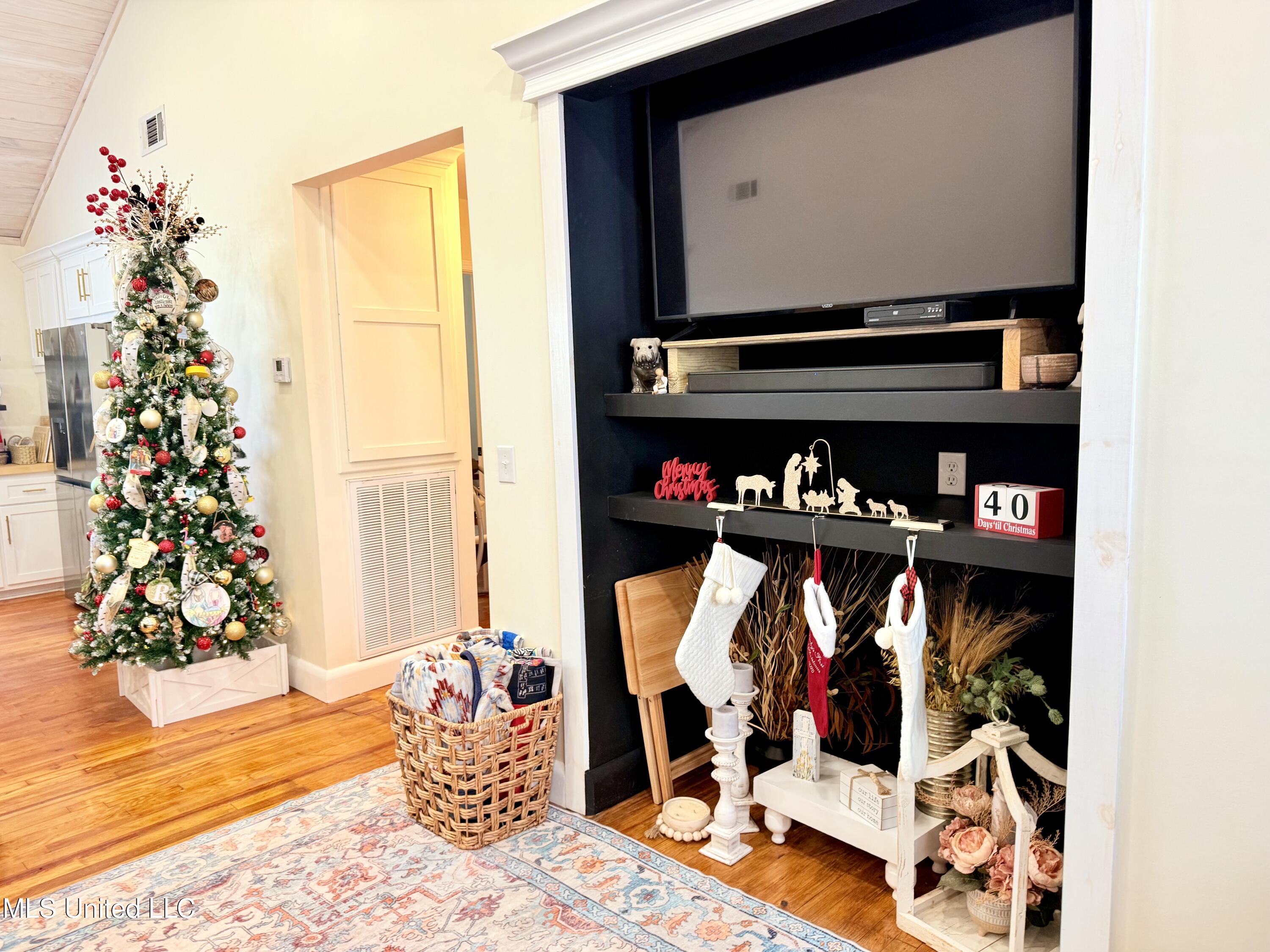 1116 James Road Gore Springs, MS 38929 - Photo 9 of 27 IMG_4246