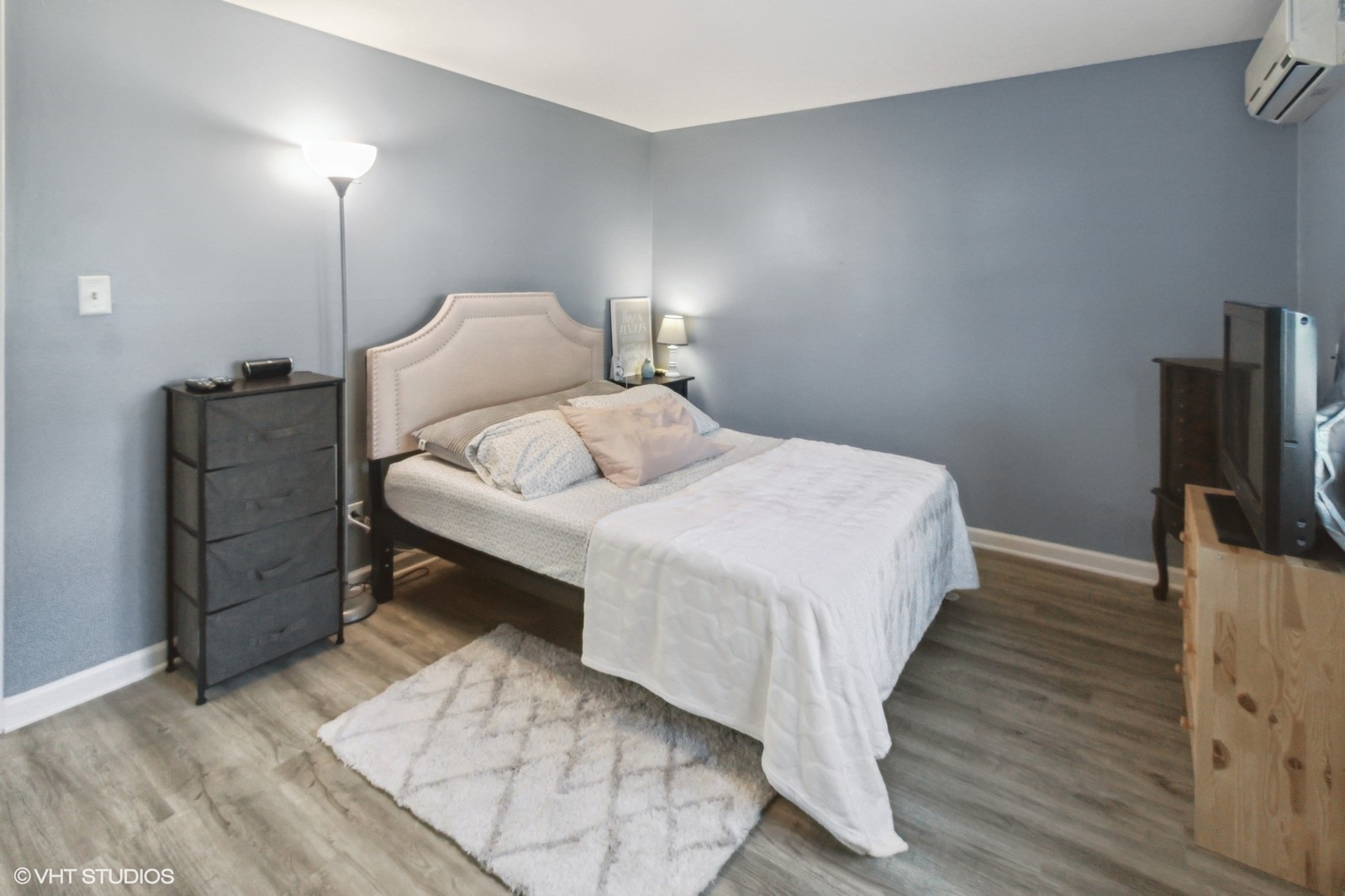 323 Marshall Road Bensenville, IL 60106 - Photo 19 of 27 Gallery Image 19