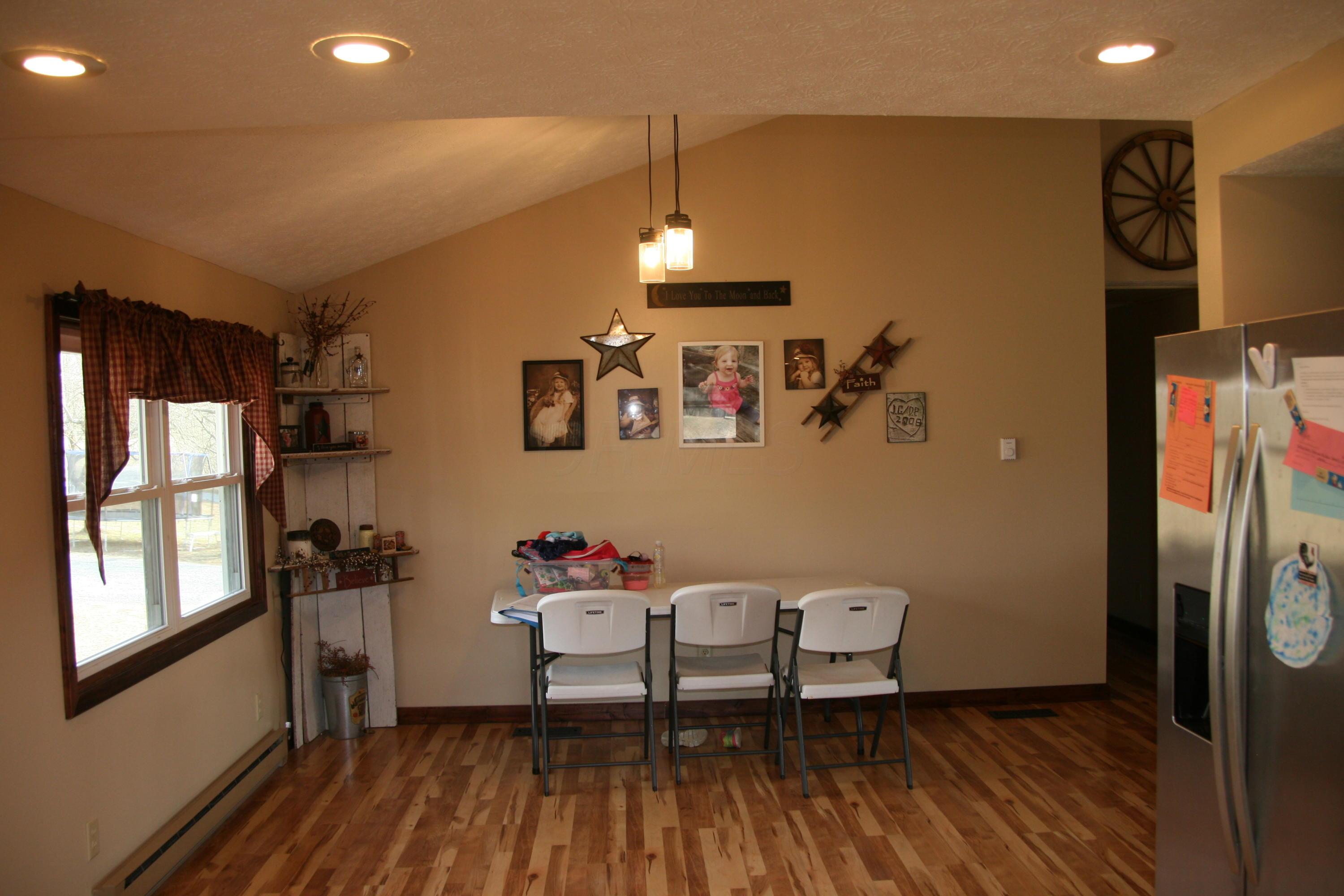 17339 Glen Road Mount Vernon, OH 43050 - Photo 7 of 23