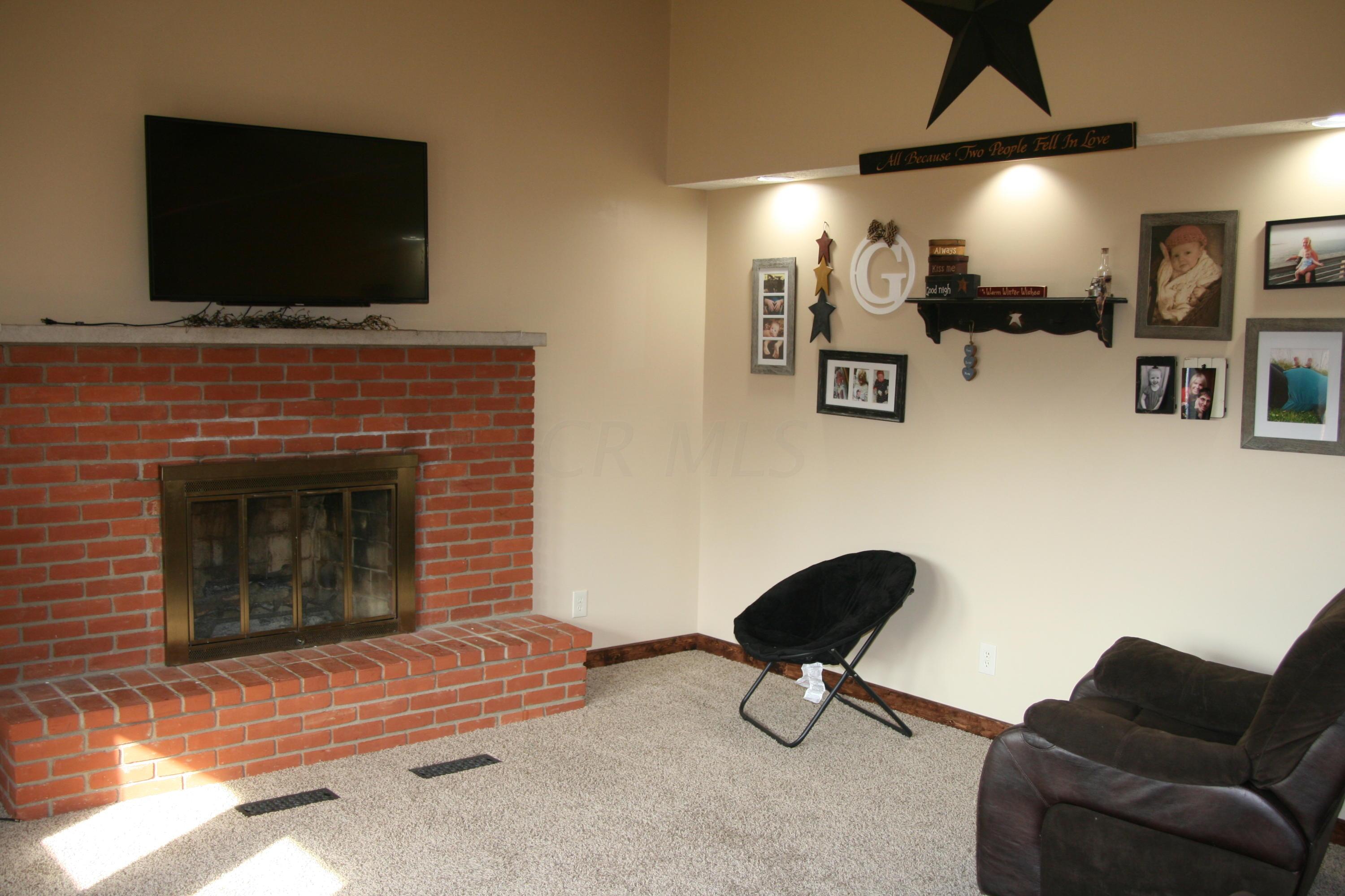 17339 Glen Road Mount Vernon, OH 43050 - Photo 9 of 23