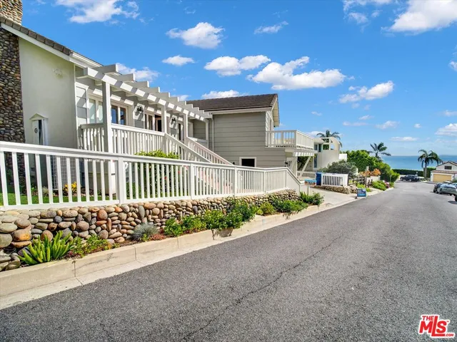$8,500 | 3897 Rambla Orienta, Malibu, CA 90265