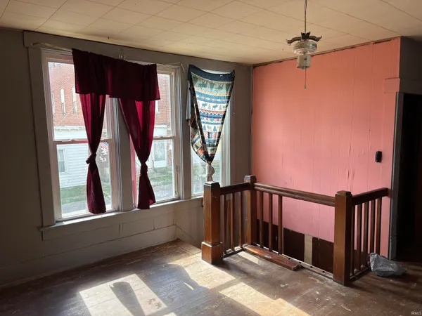 $25,000 | 113 East Main Street, Saratoga, IN 47382
