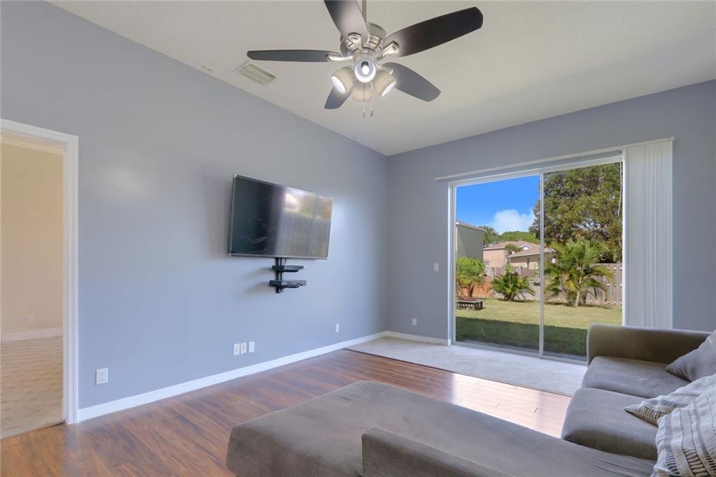 2539 Southeast Springtree Place Stuart, FL 34997 - Photo 6 of 20 Gallery Image 6
