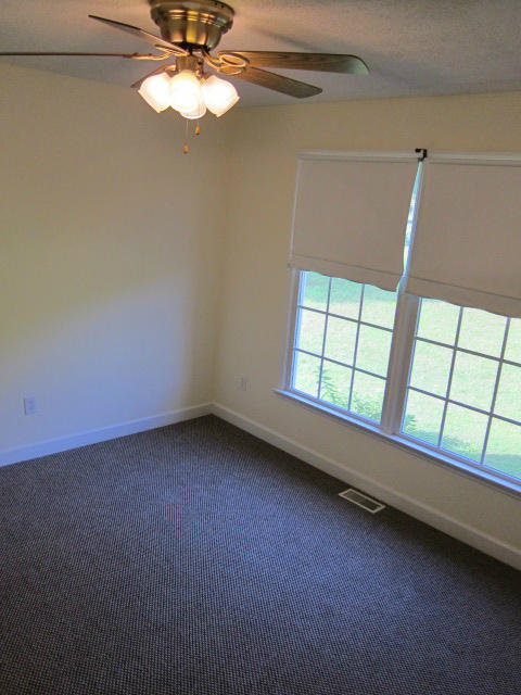 651 Shumate Road Peterstown, WV 24963 - Photo 32 of 42 Gallery Image 32