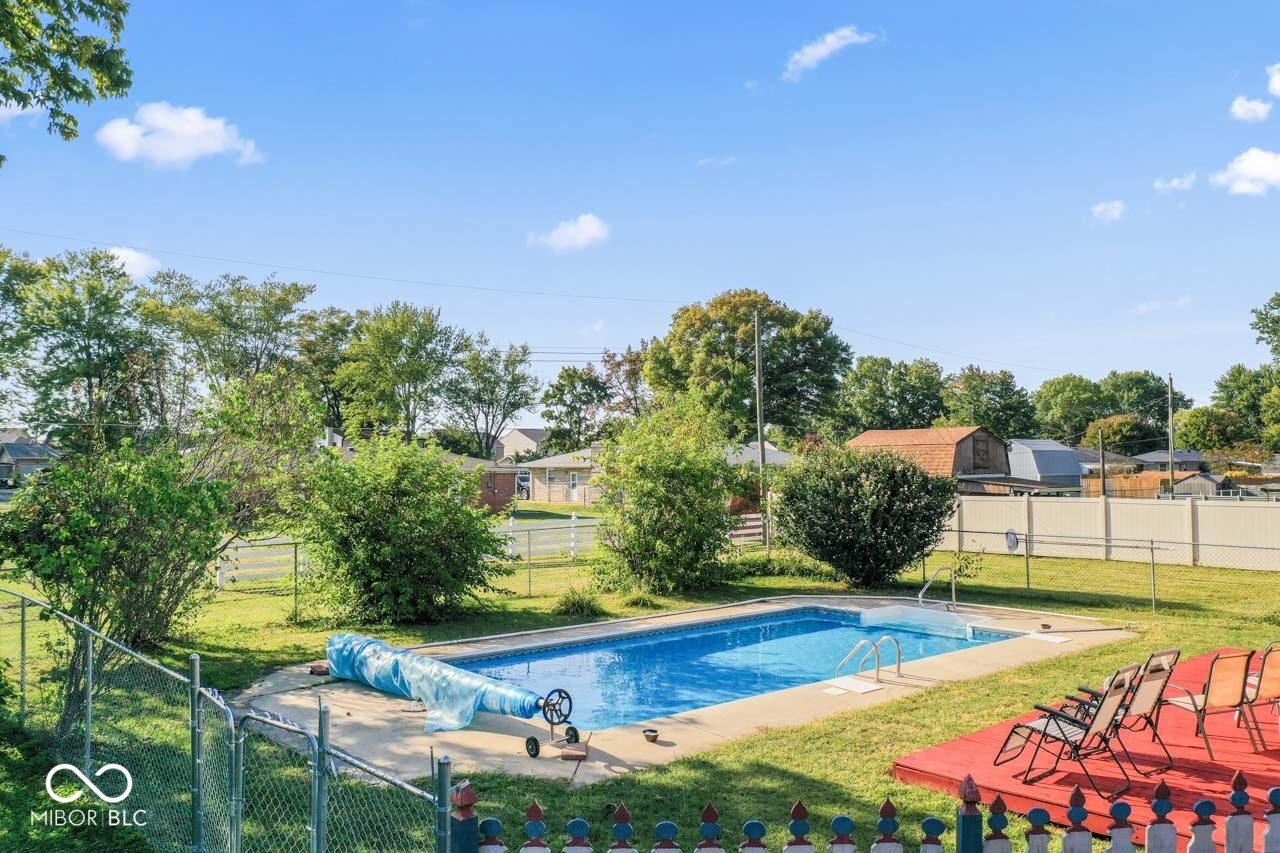 6908 Mendenhall Road Indianapolis, IN 46221 - Photo 38 of 45