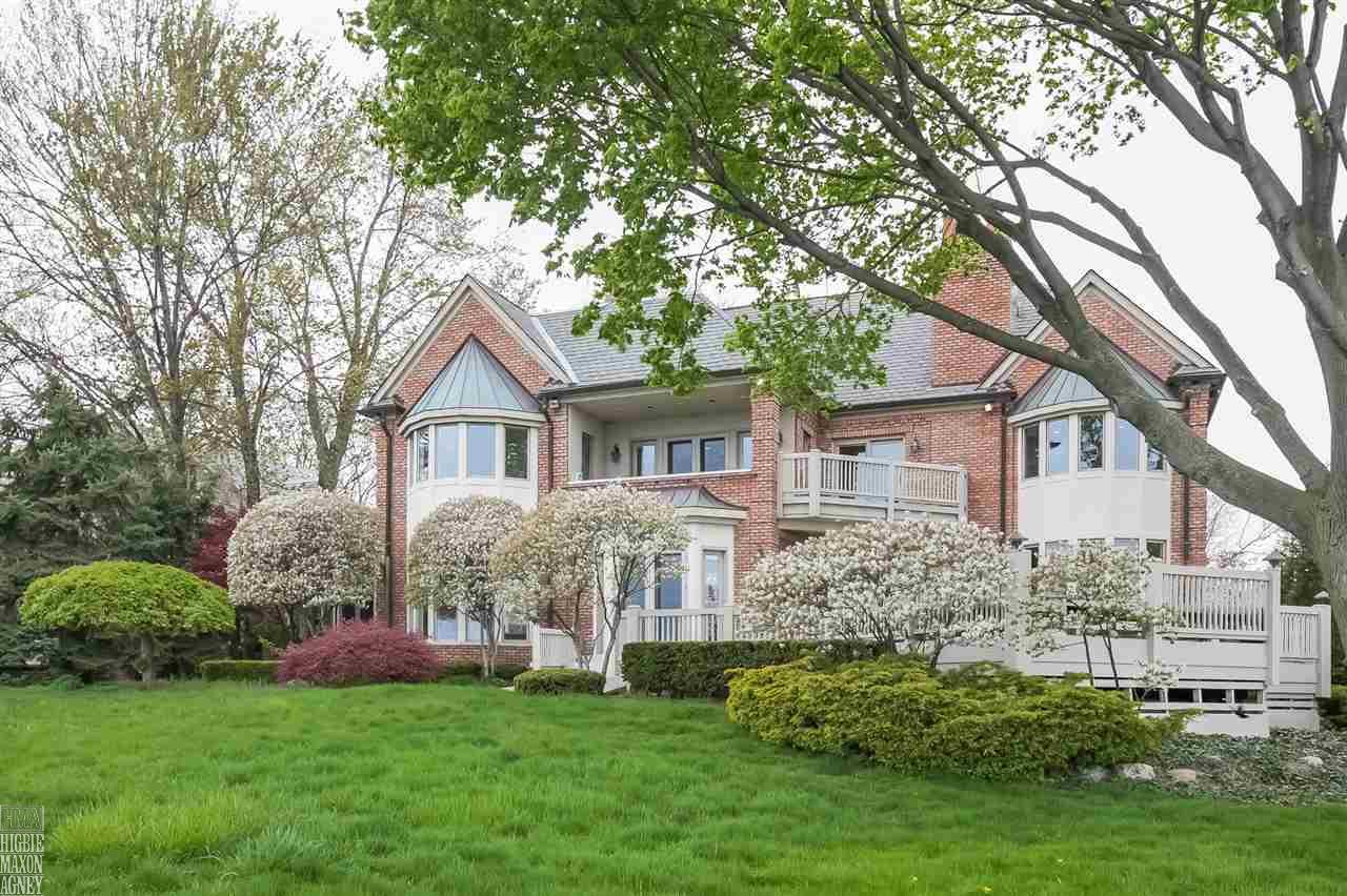 914 Lake Shore Road Grosse Pointe, MI 48236 - Photo 76 of 83 31290716-75.JPG
